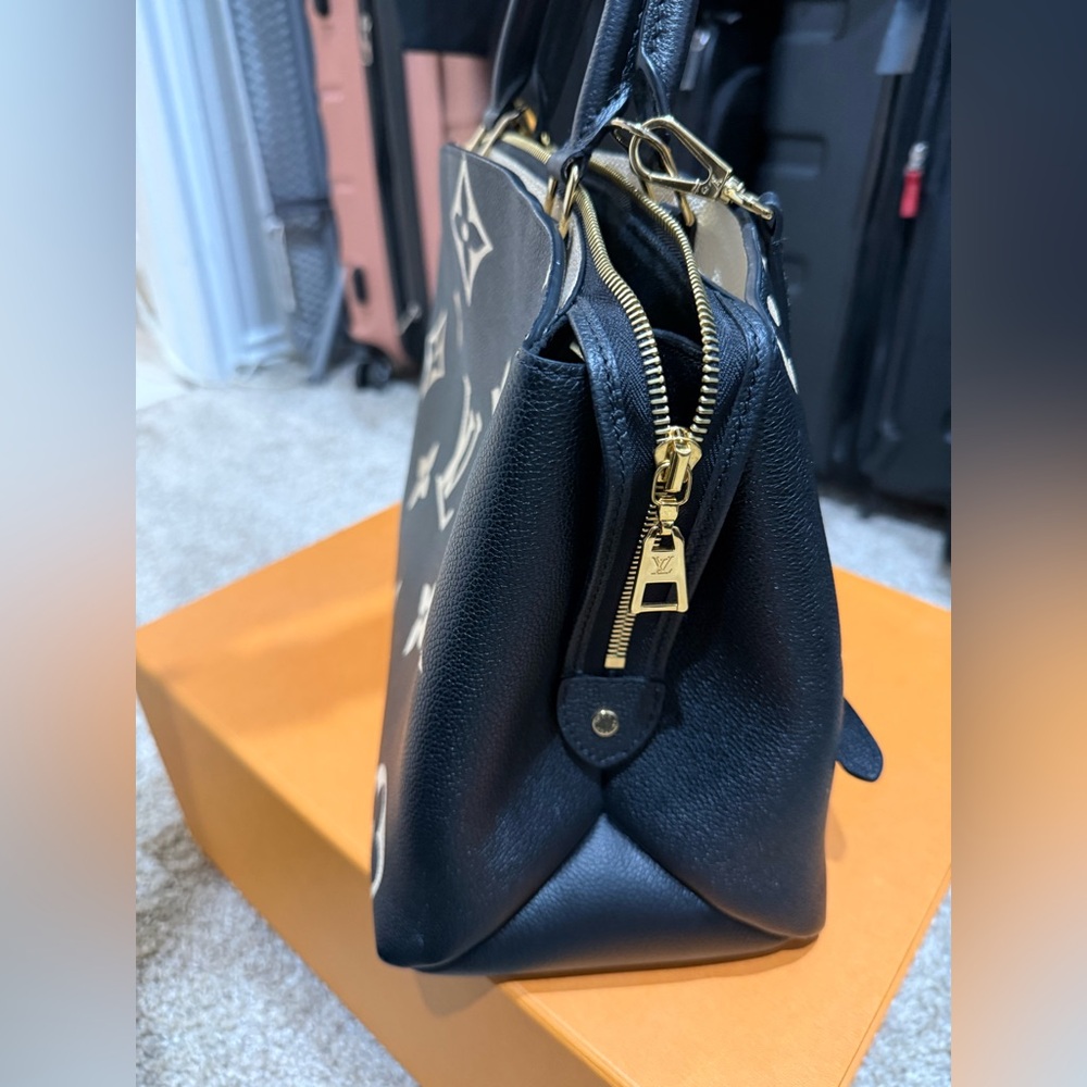 Louis Vuitton Monogram Black and Cream Satchel - Picture 3 of 13